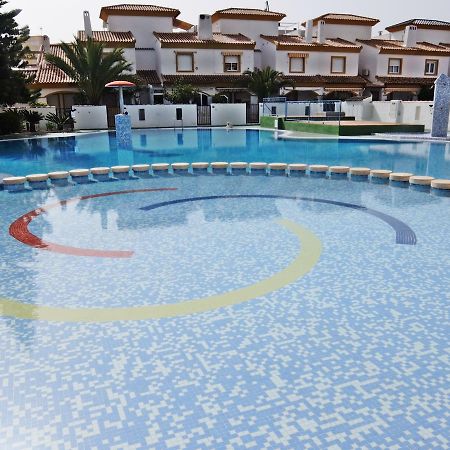 Apartamento Familiar junto a la Playa de San Fernando - OLIVA Bagian luar foto