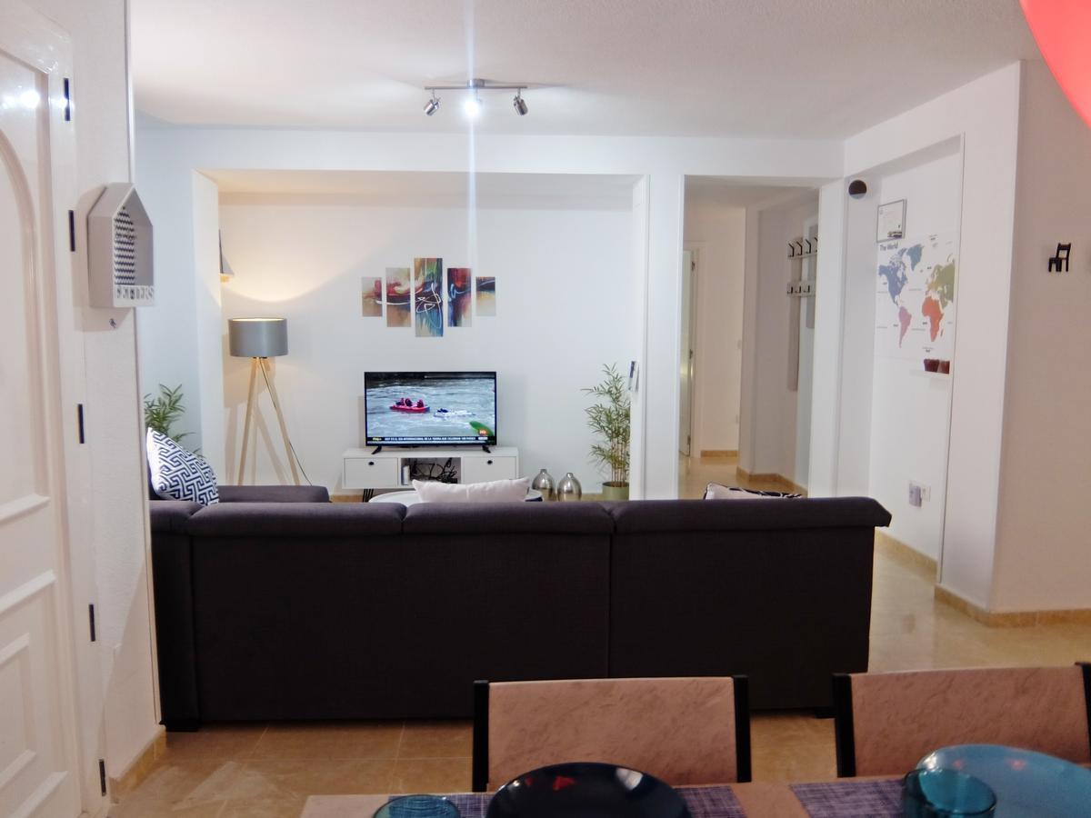 Apartamento Familiar junto a la Playa de San Fernando - OLIVA Bagian luar foto