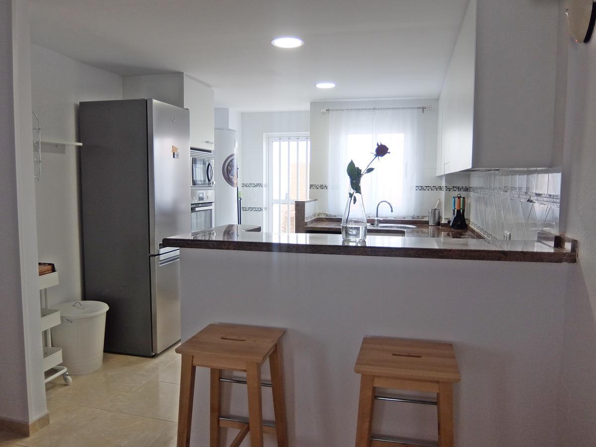 Apartamento Familiar junto a la Playa de San Fernando - OLIVA Bagian luar foto