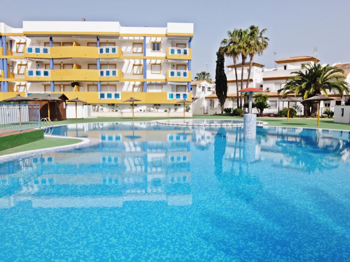 Apartamento Familiar junto a la Playa de San Fernando - OLIVA Bagian luar foto